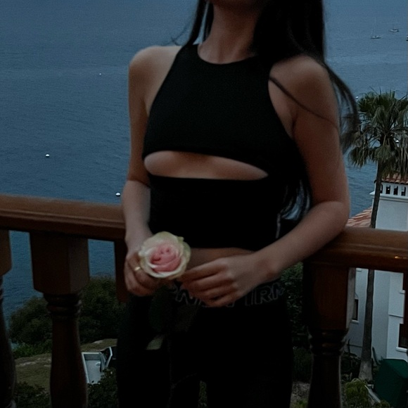 Sexy black top. Size xs - Picture 2 of 3